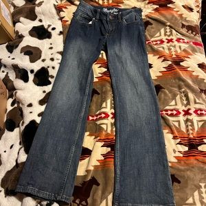 Wrangler boot cut jeans dark wash